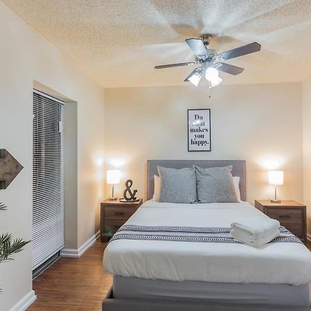 Studio In The Heart Of Memphis Apartment Exterior photo